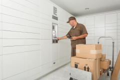 UPS Delivering to Package Concierge